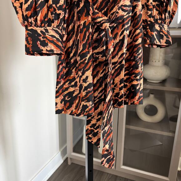 Sandro Lunas Leopard Animal Print Silk Wrap Dress 1 Long Sleeve Belted  Mini - Picture 3 of 6